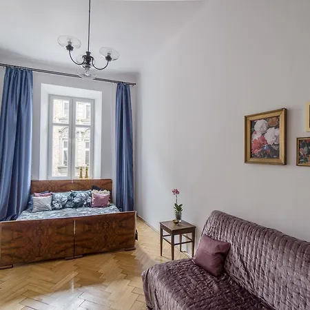 Appartement Antique - Koletek 6 *